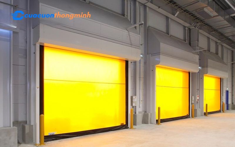 Lắp đặt cửa cuốn kho lạnh tại TP.HCM 1 Lắp đặt cửa cuốn kho lạnh tại TP.HCM 2